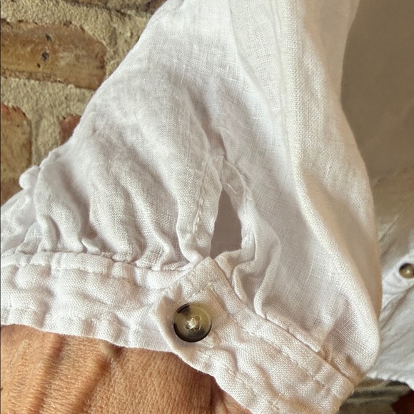 Pilcro 100% linen White Button-Up Linen Shirt size Large - Picture 3 of 6
